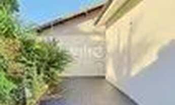 Imagem 2: Excelente casa muito bem localizada no Bairro Jardim Karaíba