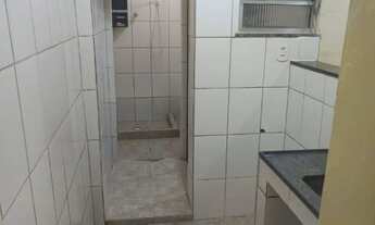 Imagem 4: Alugo Kitnet com cozinha americana e área de serviço