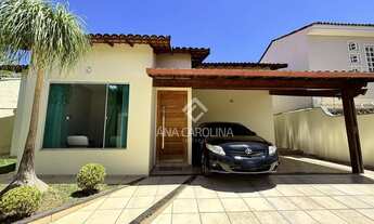 Imagem: Maravilhosa Casa Térrea à Venda no Bairro