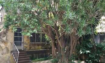 Imagem: Sobrado a venda para reforma, em ótima