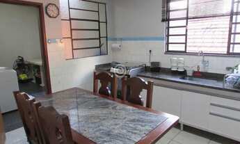 Imagem 6: Casa de rua : / Residencial / Jardim da Luz