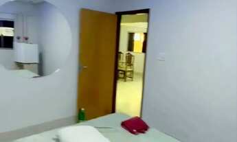 Imagem 2: Piscina e muito lazer Contendo o lote inteiro, acabamento diferenciado e vaga de garagem