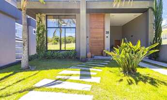 Imagem: Casa em condomínio em Santa Felicidade