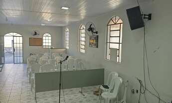 Imagem 4: Vendo salão montada pra igreja, com 200 m² com duas (2) kitnets fundos, murada e gradeada