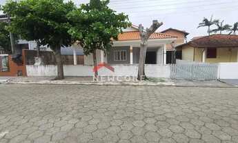 Imagem: Casa em Rua Lauro Locks - Praia de Fora