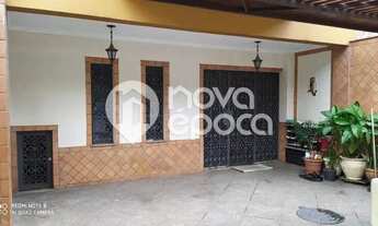 Imagem 2: Riachuelo Casa com 3 dormitórios