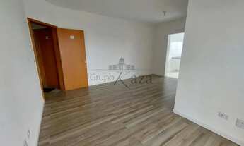 Imagem 2: Oportunidade - Apartamento - Jardim Uirá - Edifício Rio Verde - 2 Dormitórios - 73m²