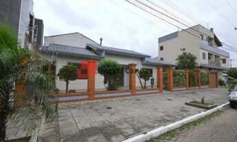 Imagem 2: Casa a Venda no bairro Niterói - Canoas, RS