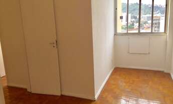 Imagem 2: Amplo apartamento na 28 de Setembro em Vila Isabel perto do comércio