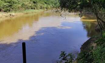 Imagem 4: Sitio em Itaguara MG casa boa ótima localização com rio para nos fundos