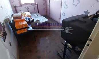 Imagem 7: Cada de frente de rua , grande e arejada em Cascadura