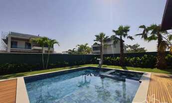 Imagem 6: Excelente casa no condomínio Alphaville, com 5 suítes e 4 vagas de carro