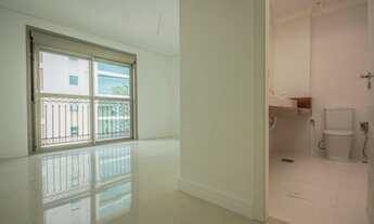 Imagem 2: Apartamento à venda no bairro Três Figueiras - Porto Alegre/RS