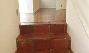 Imagem 2: CENTRO - SOBRADO COM TRÊS DORMITÓRIOS/SUÍTE