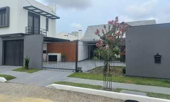 Imagem: Linda Casa no Recanto de Portugal