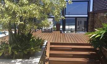 Imagem 2: Cobertura Maravilhosa quadra praia 650 m2 4 suítes (2 master)terraço vista mar e montanha