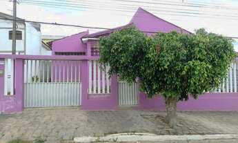 Imagem: Casa no centro de Garanhuns para alugar