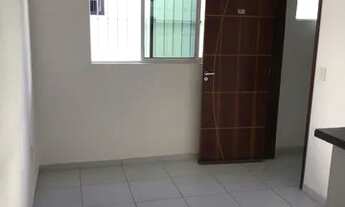 Imagem 4: Alugo apartamento em Mangabeira, 02 quartos, R$ 650,00 Cond. Incluso