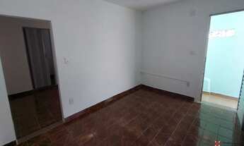 Imagem 7: CASA TÉRREA REFORMADA COM 01 DORMITÓRIO, SALA E COZINHA, BANHEIRO, GARAGEM P/ 01 AUTO. IMÓ