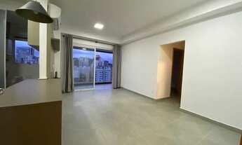 Imagem: LINDO APARTAMENTO COM 2 QUARTOS (1 SUÍTE)