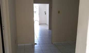 Imagem 3: Aluga-se casa no bairro do Tirol na cond. Vila dos espanhois valor 1. 100mil Reais