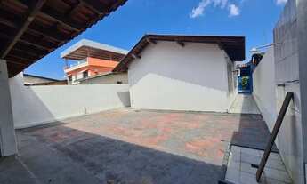 Imagem 2: Casa a venda em bairro de Fátima