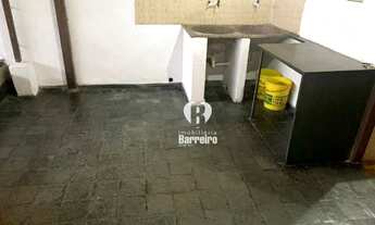 Imagem 4: Imóvel à Venda no Vista Alegre, Cabana, na Rua Independência, a principal rua do bairro