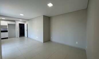 Imagem 5: Apartamento para aluguel possui 90 metros quadrados com 2 quartos em Jurerê - Florianópoli