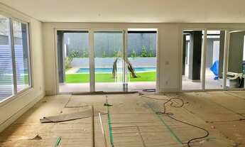 Imagem 6: Casa Tamboré 10 com 4 suítes, 7 banheiros, 4 vagas com 525m² em Santana de Parnaíba