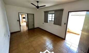 Imagem 6: EXCELENTE OPORTUNIDADE DE INVESTIMENTO! CASA PARQUE CELESTE