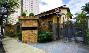 Imagem: Casa com área de lazer