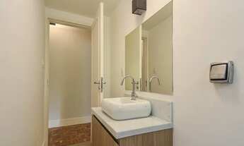 Imagem 7: Ótimo apartamento com 2 dormitórios, sendo uma suíte. Sala em 2 ambientes e 1 vaga de gara