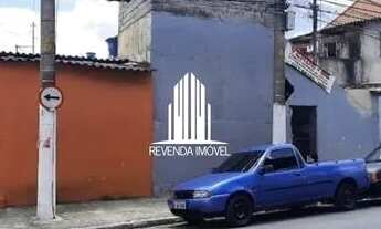 Imagem 5: Terreno com 4 casas