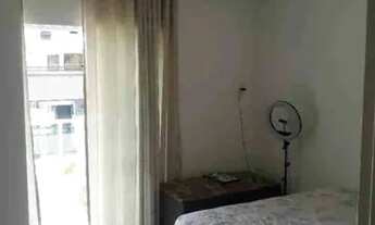 Imagem: Alugo quarto mobiliado / Vaga Feminina