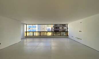 Imagem 5: NOVO - ALTO PADRÃO - 180 m² - 04 SUÍTES, DEPENDÊNCIA COMPLETA, 02 VGS - PRÓXIMO AO HIPPO