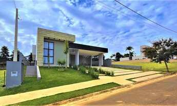 Imagem 5: Casa à venda, com 03 suítes, espaço gourmet e piscina, localizada no Portal dos Bandeirant