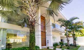 Imagem 2: Casa de alto padrão condomínio a venda com 640 m² com 5 suítes