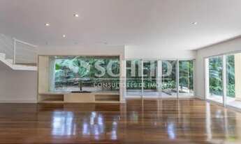 Imagem 6: Excelente casa com 4 dormitórios e quintal com piscina próximo á Avenida Roque Petroni