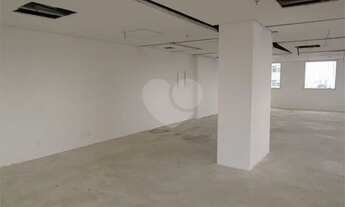 Imagem 1: Andar alto, 02 conjuntos integrados com 02 vagas de garagem