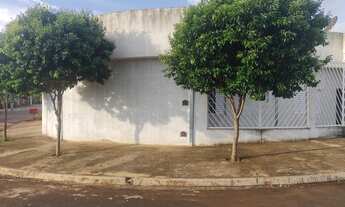 Imagem 2: Casa 250 m², 3 quartos (1 suíte), Lavanderia, Churrasqueira, Armários, Porcelanato, Serran