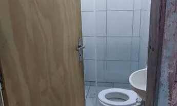 Imagem 4: Quarto/Kitnet - incluso Água Luz e Internet