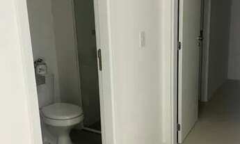 Imagem 3: Apartamento para aluguel e venda possui 61 metros quadrados com 2 quartos