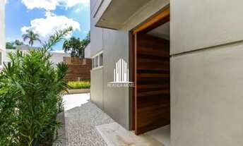 Imagem 2: Casa de alto Padrão na região de Santo Amaro 4 suítes sendo uma Master 5 vagas