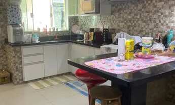 Imagem 1: Troco casa valor aproximado 400 mil, troco por menor valor,aceito carro,apartamento