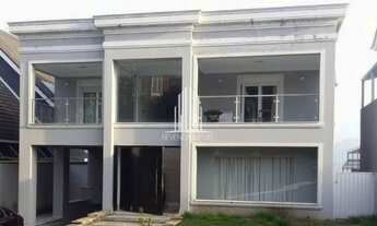 Imagem 4: Casa de alto padrão no Residencial 10, com 4 suítes (a máster com closet e banheira), 395m