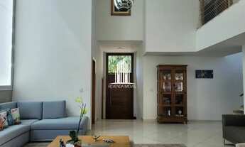 Imagem 5: 3 suítes, 5 banheiros, 3 garagens, repleta de armários, lazer completo