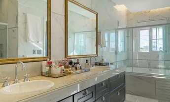 Imagem 6: Sobrado Estilo Neoclássico, Terras Alpha 2, 5 suítes plenas, 1 master Casa em Condomínio c