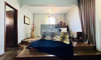 Imagem 6: Casa com 3 quartos sendo 2 suítes com 4 vagas de garagem no bairro Santa Amélia