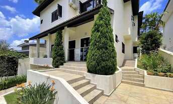 Imagem 3: Casa à venda em Jandira, Nova Higienópolis, com 4 suítes, com 477.38 m²