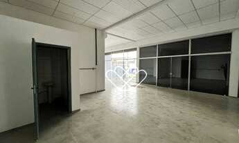 Imagem 5: Loja Comercial de 45m² no Bairro Sagrada Família Ideal para Seu Negócio!